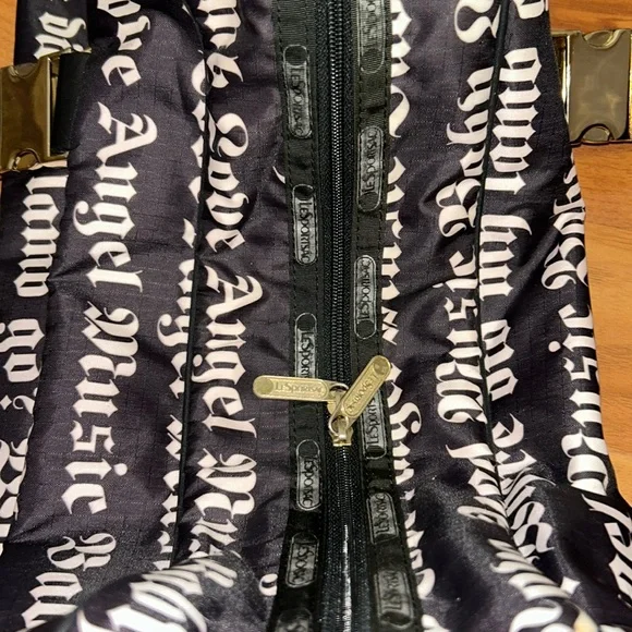 L.A.M.B. by Gwen Stefani Large Hella Tote - Picture 10 of 16